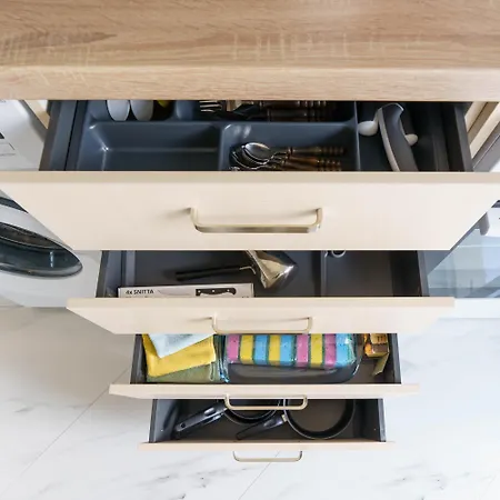 White Luxury Lejlighed *