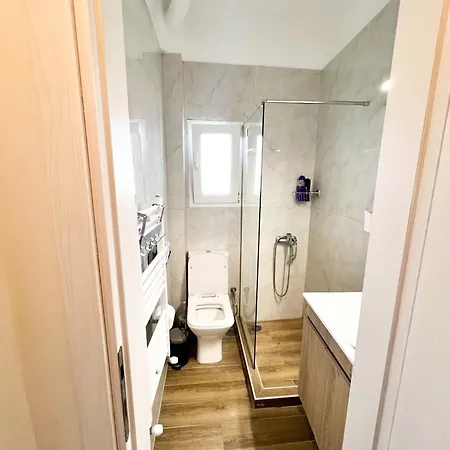 White Luxury Lejlighed *