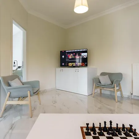 White Luxury Appartement *