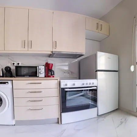 White Luxury * Thessaloniki